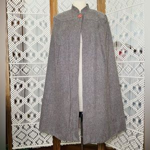Vintage 1960’s swing coat, cape, 100% virgin lama made in Mexico